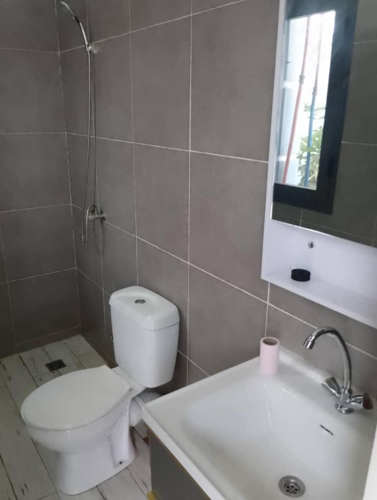 Grace House Jacuzzi Bed & Breakfast Saly Portudal Exterior photo